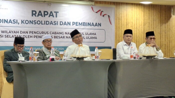 Ketua Umum PBNU, Gus Yahya Cholis hadir dalam acara rapat Koordinasi PWNU dan PCNU se-Sulsel, di Hotel Karebosi Condontel, Makassar, Jumat (6/12/2024).