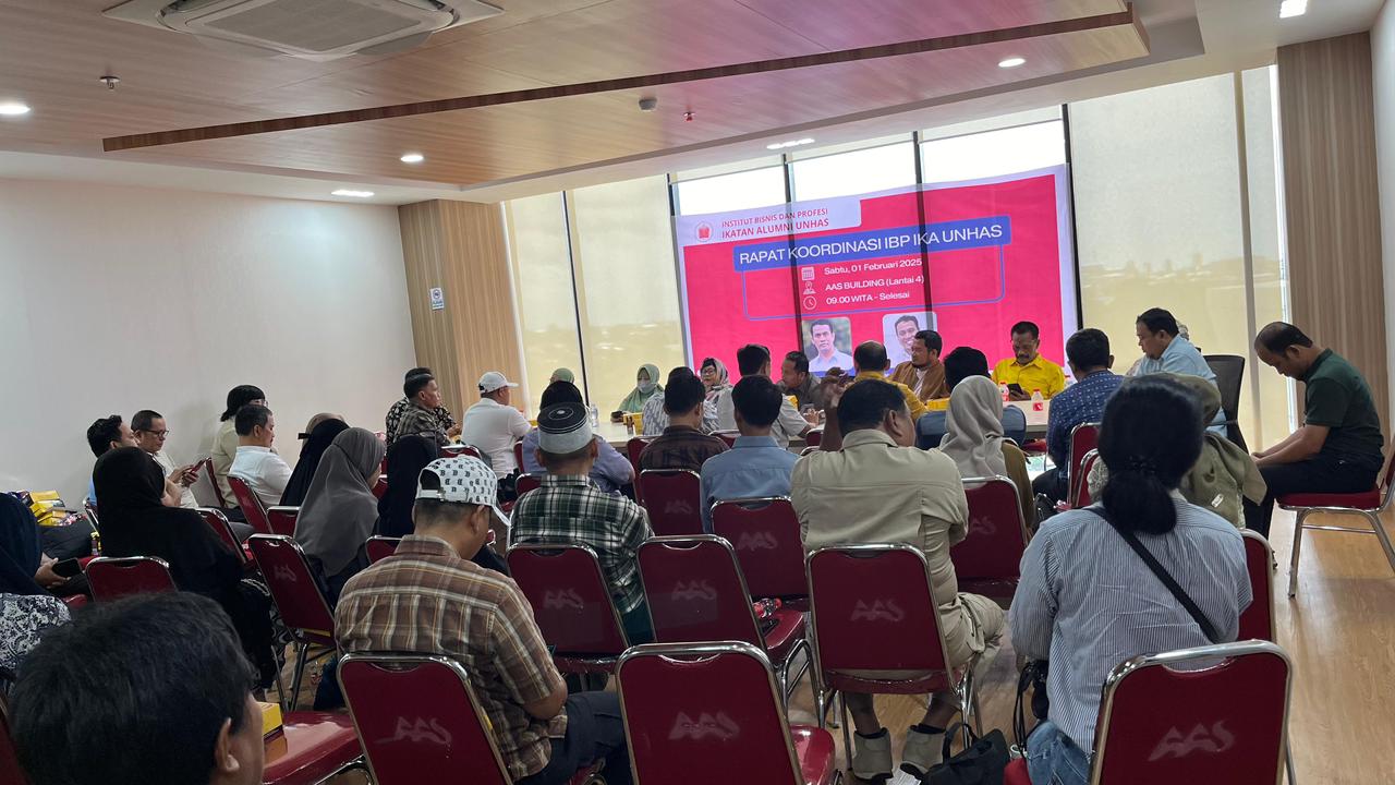 Institut Bisnis dan Profesi (IBP) Ikatan Keluarga Alumni (IKA) Univesitas Hasanuddin (Unhas) menggelar rapat koordinasi di Gedung AAS Building, Jl Urip Sumoharjo, Makassar, Sabtu (1/2/2025).
