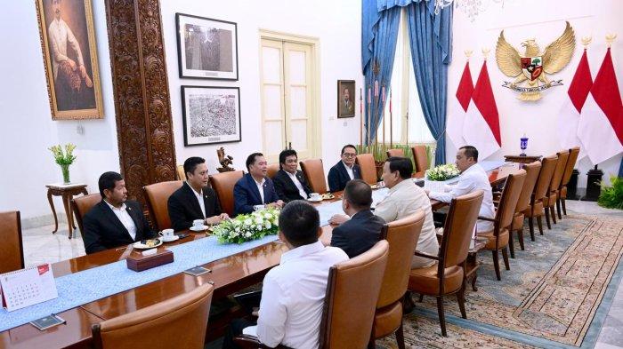 Pimpinan komisi V DPR RI bertamu ke Presiden Prabowo Subianto di Istana Kepresidenan, Jakarta Kamis (17/4/2025).