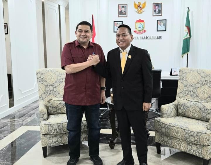 Ketua KONI Makassar Ismail bersama Walikota Makassar.
