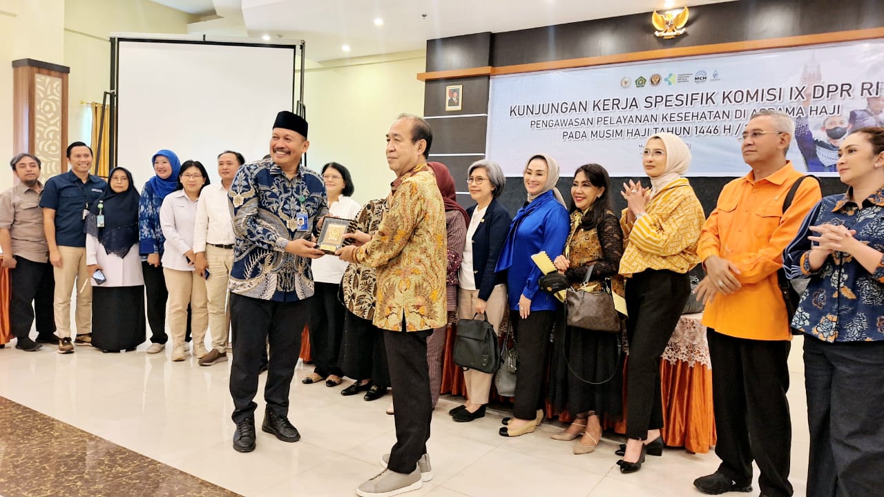 Komisi IX DPR RI melakukan kunjungan kerja spesifik di Asrama Haji Embarkasi Makassar, Kamis (8/5/2025).