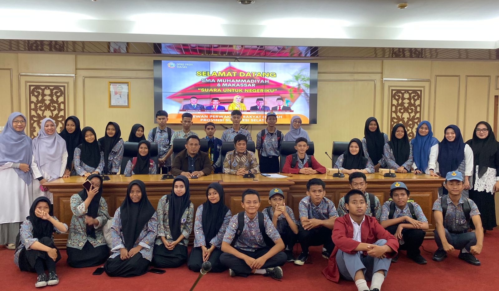 Suasana kegiatan SMA Muhammadiyah 6 Makassar belum lama ini di Kantor DPRD Sulsel, lokasi ini pula akan digelar edukasi pencegahan pernikahan dini.