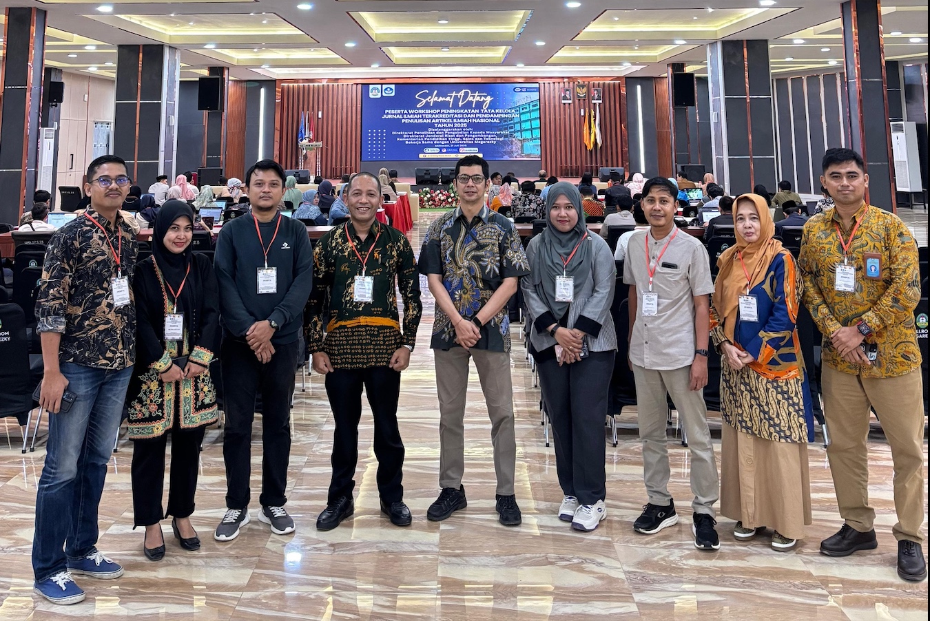 Dosen dari Universitas Handayani Makassar turut serta aktif dalam Workshop Peningkatan Tata Kelola Jurnal Ilmiah Terakreditasi dan Pendampingan Penulisan Artikel Ilmiah Nasional Tahun 2025 yang diselenggarakan oleh Direktorat Jenderal Riset dan Pengembangan (Ditjen Risbang) bekerja sama dengan Universitas Mega Rezky, Kegiatan ini berlangsung di Ballroom Fakultas Kedokteran, Universitas Mega Rezky Makassar, Jl Antang Raya Makassar, Kamis (31/7/2025).